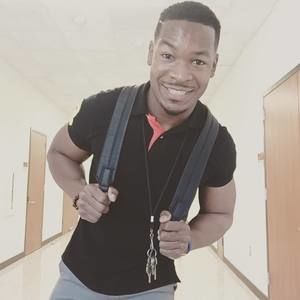 Meet your Posher, Dee